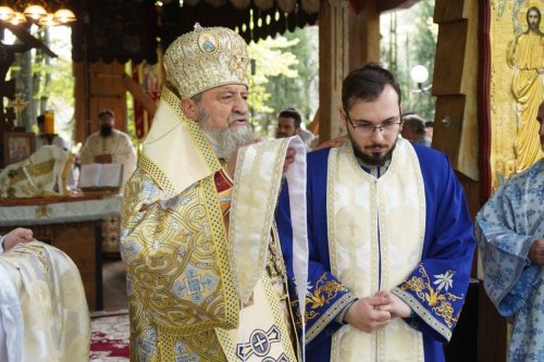 Sărbătoare la Mănăstirea „Brâncoveanu” de la Sâmbăta de Sus  Poza 211893