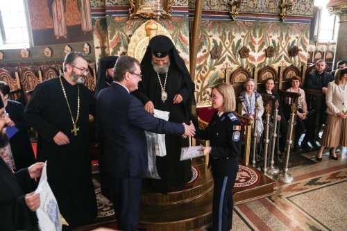 Premii pentru liceeni la Olimpiada naţională de religie de la Sibiu Poza 212050