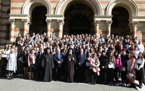 Premii pentru liceeni la Olimpiada naţională de religie de la Sibiu Poza 212052