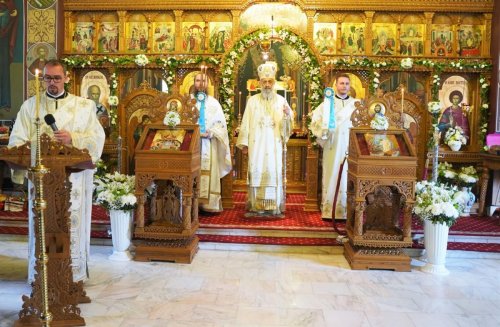 Liturghie arhierească la Mănăstirea „Sfântul Mare Mucenic Dimitrie” de la Sighișoara Poza 212019