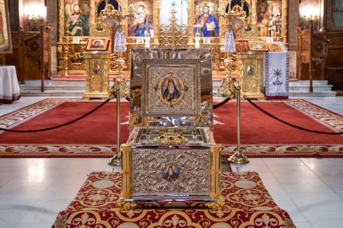 Moaștele Sfântului Irodion de la Lainici aduse spre închinare la Catedrala Patriarhală