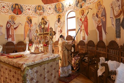 Noua biserică a parohiei buzoiene Căldărușanca a fost târnosită Poza 212136