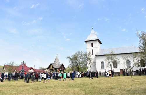 Hramul Bisericii „Sfântul Apostol Toma” din Oarța de Sus, Maramureş Poza 212233