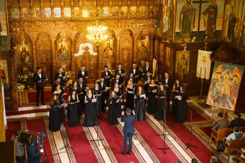 Concert caritabil organizat de studenții teologi din București Poza 212613