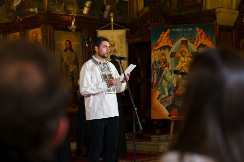 Concert caritabil organizat de studenții teologi din București Poza 212619