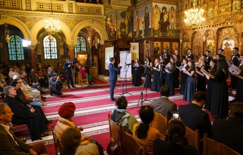 Concert caritabil organizat de studenții teologi din București Poza 212637