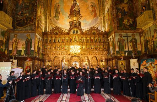 Concert caritabil organizat de studenții teologi din București Poza 212661