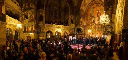 Concert caritabil organizat de studenții teologi din București Poza 212682