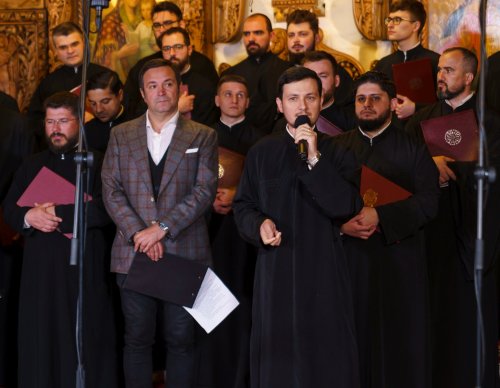 Concert caritabil organizat de studenții teologi din București Poza 212688