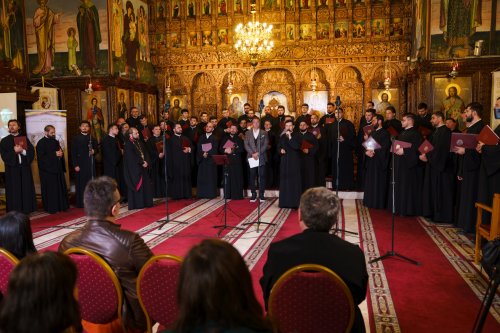 Concert caritabil organizat de studenții teologi din București Poza 212689