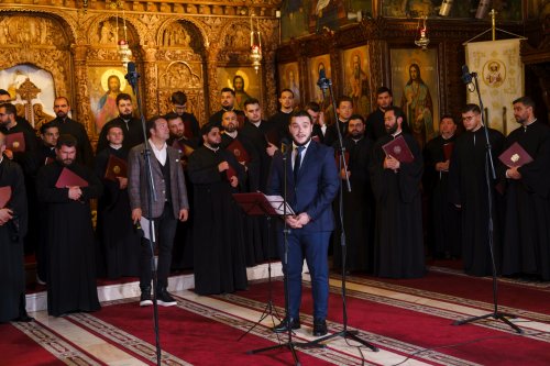 Concert caritabil organizat de studenții teologi din București Poza 212691