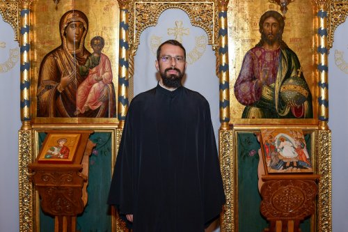 Rang onorific pentru un ostenitor de la Sectorul teologic-educațional al Patriarhiei Române Poza 212425