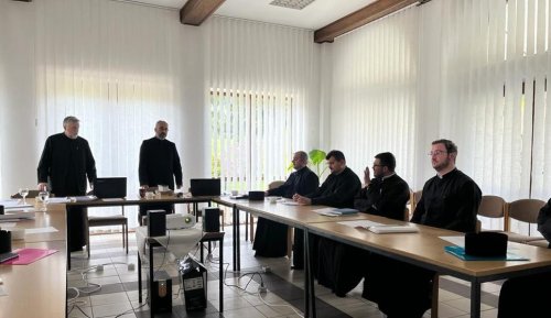 Training catehetic pentru preoții din protopopiatele Târgu-Neamț și Ceahlău Poza 212698