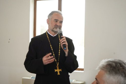 Au început conferinţele preoţeşti de primăvară în Arhiepiscopia Sibiului Poza 213296