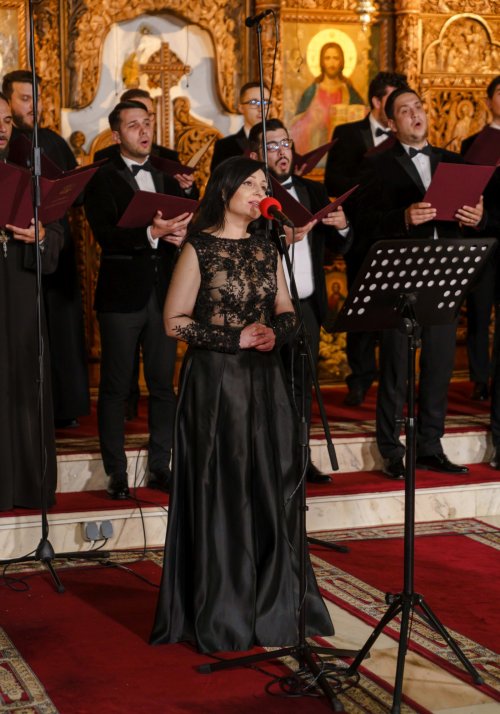 Concert „Cantus Domini” la Biserica „Sfântul Elefterie”‑Nou Poza 213469