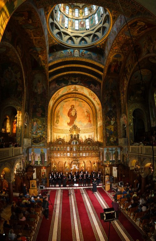 Concert „Cantus Domini” la Biserica „Sfântul Elefterie”‑Nou Poza 213485