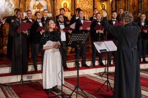 Concert „Cantus Domini” la Biserica „Sfântul Elefterie”‑Nou Poza 213495