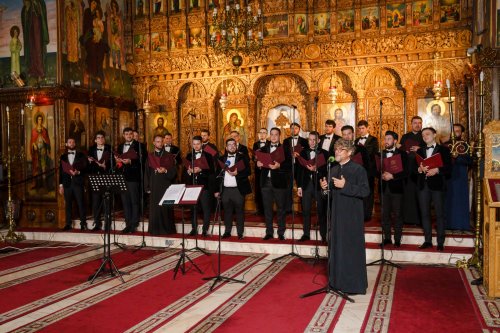 Concert „Cantus Domini” la Biserica „Sfântul Elefterie”‑Nou Poza 213501