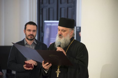 Crucea Moldavă oferită maestrului Ștefan Câlția la Iași Poza 213562