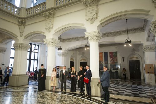 Crucea Moldavă oferită maestrului Ștefan Câlția la Iași Poza 213577