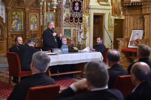 Alegerea noii Adunări eparhiale a Arhiepiscopiei Bucureștilor Poza 213630
