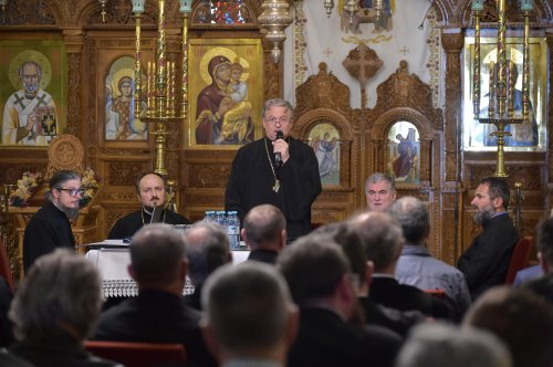 Alegerea noii Adunări eparhiale a Arhiepiscopiei Bucureștilor Poza 213635
