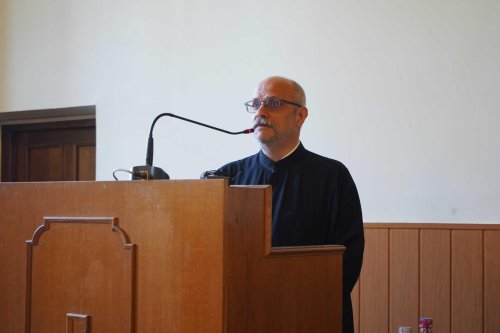 Conferinţă preoţească la Sibiu Poza 213613