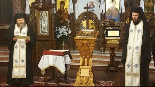 Schitul Poiana Pustnicului a primit veșmântul Sfântului Cuvios Dimitrie Cel Nou Poza 213665