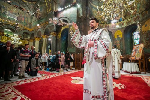 Hirotonie întru preot pentru un diacon psalt de la Catedrala Patriarhală Poza 213762