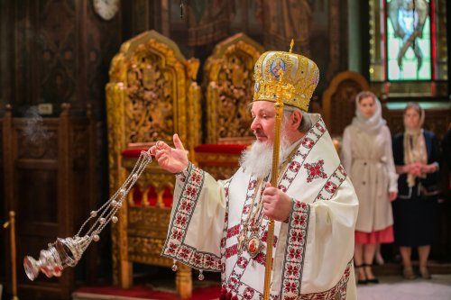 Hirotonie întru preot pentru un diacon psalt de la Catedrala Patriarhală Poza 213783