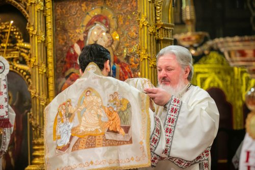 Hirotonie întru preot pentru un diacon psalt de la Catedrala Patriarhală Poza 213809