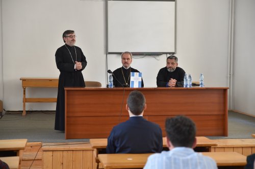 Lansare de carte la Facultatea de Teologie Ortodoxă din Bucureşti Poza 214123
