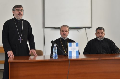 Lansare de carte la Facultatea de Teologie Ortodoxă din Bucureşti Poza 214127