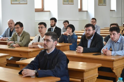 Lansare de carte la Facultatea de Teologie Ortodoxă din Bucureşti Poza 214130