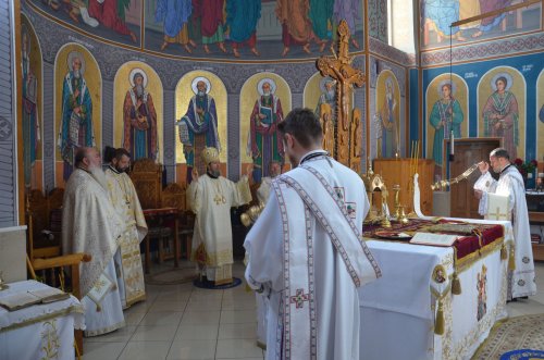 Liturghie arhierească în orașul bihorean Ștei Poza 214097