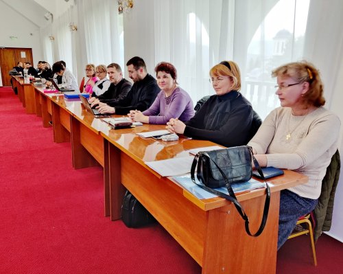 Întâlnire cu personalul administrativ din protoieriile Eparhiei Bucureștilor Poza 214250
