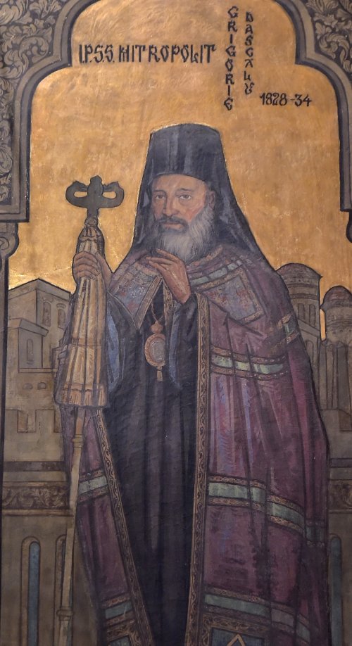 Hramul istoric al Catedralei Patriarhale, jertfă de laudă adusă sfinţilor Poza 214353