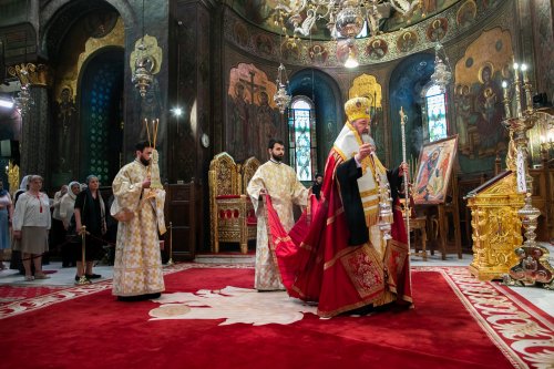 Laudă de seară adusă Sfinţilor Împăraţi la Catedrala Patriarhală Poza 214453