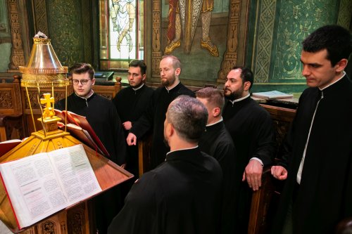 Laudă de seară adusă Sfinţilor Împăraţi la Catedrala Patriarhală Poza 214465