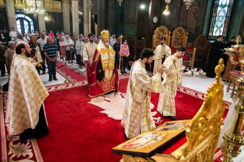 Laudă de seară adusă Sfinţilor Împăraţi la Catedrala Patriarhală Poza 214483