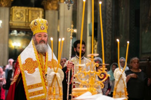 Laudă de seară adusă Sfinţilor Împăraţi la Catedrala Patriarhală Poza 214501