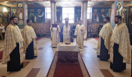 Revederea promoției 2012 a Facultăţii de Teologie Ortodoxă din Alba Iulia Poza 214400