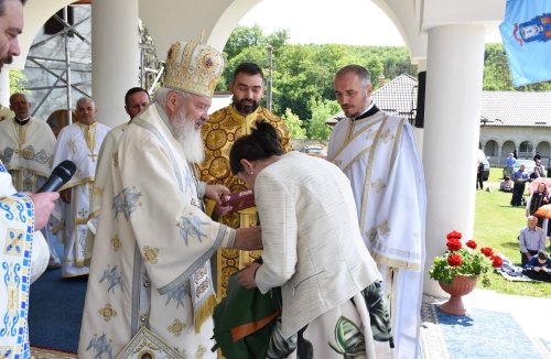 Resfinţire şi binecuvântare la Badon, Episcopia Sălajului Poza 214933