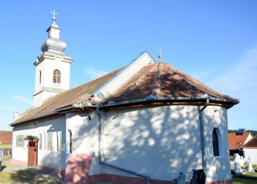 Biserica din satul hunedorean Teiu a fost sfințită Poza 215056