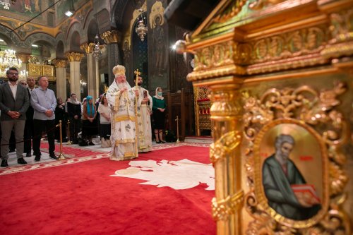 Consilier patriarhal de la Cancelaria Sfântului Sinod, hirotonit întru preot Poza 215519