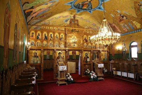 Biserica Parohiei Rusenii Noi, Iași, târnosită de doi mitropoliți Poza 215635