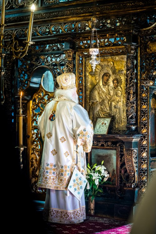 Duminica vindecării orbului la catedrala din Suceava Poza 215682