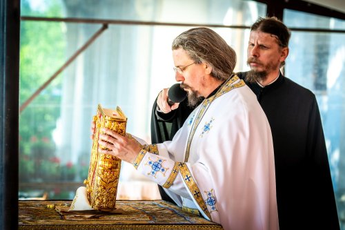 Duminica vindecării orbului la catedrala din Suceava Poza 215692