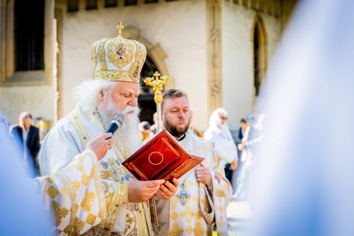 Duminica vindecării orbului la catedrala din Suceava Poza 215702