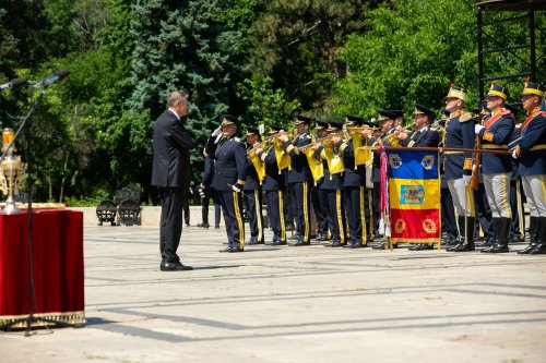 Ceremonii militare dedicate Zilei Eroilor în București Poza 216225